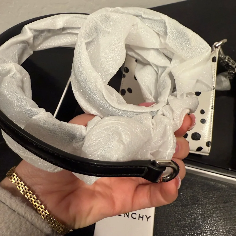 Givenchy cut out micro bag X Disney - Picture 4 of 8